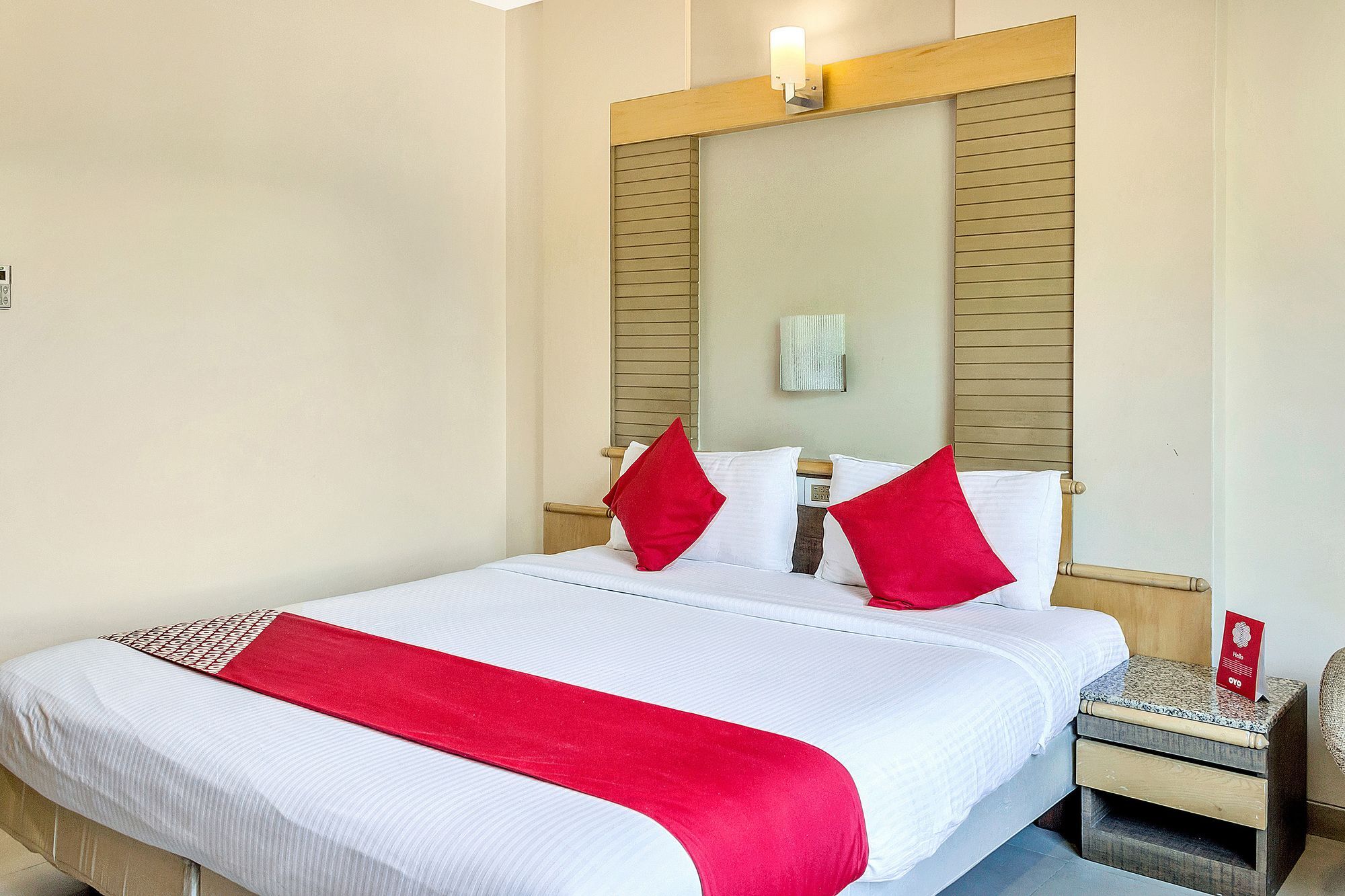 Oyo 11089 Hotel Deccan 8 Pune Eksteriør bilde